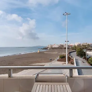 Playa Y Mar - Sea View, Wifi And Ac Apartment